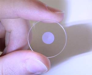 Vidro nanoestruturado guarda informações em 5 dimensões