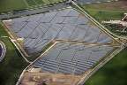 Comea a construo da maior usina de energia solar do mundo