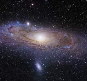Universo é dominado por buracos negros, propõe astrônomo