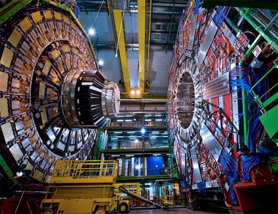 LHC detecta novo bson, mas no garante ser de Higgs