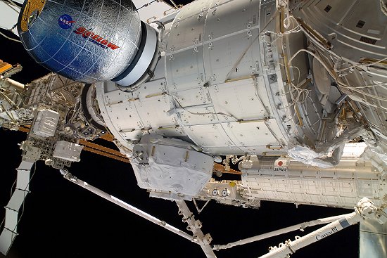 Hotel espacial inflvel ser testado na Estao Espacial
