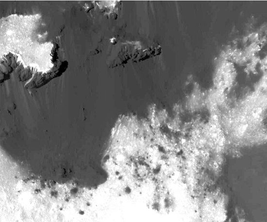 Pontos brilhantes de Ceres vistos em detalhe total