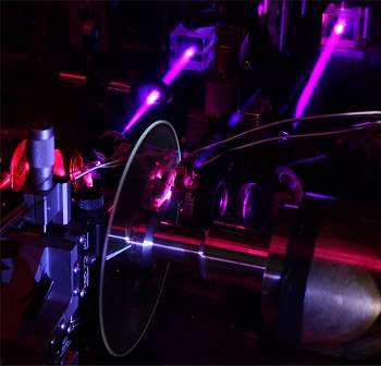 Disco hologrfico atinge velocidade de Blu-ray