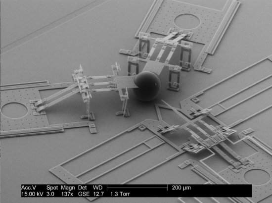 Nanoinjetor automatiza modificao gentica de clulas