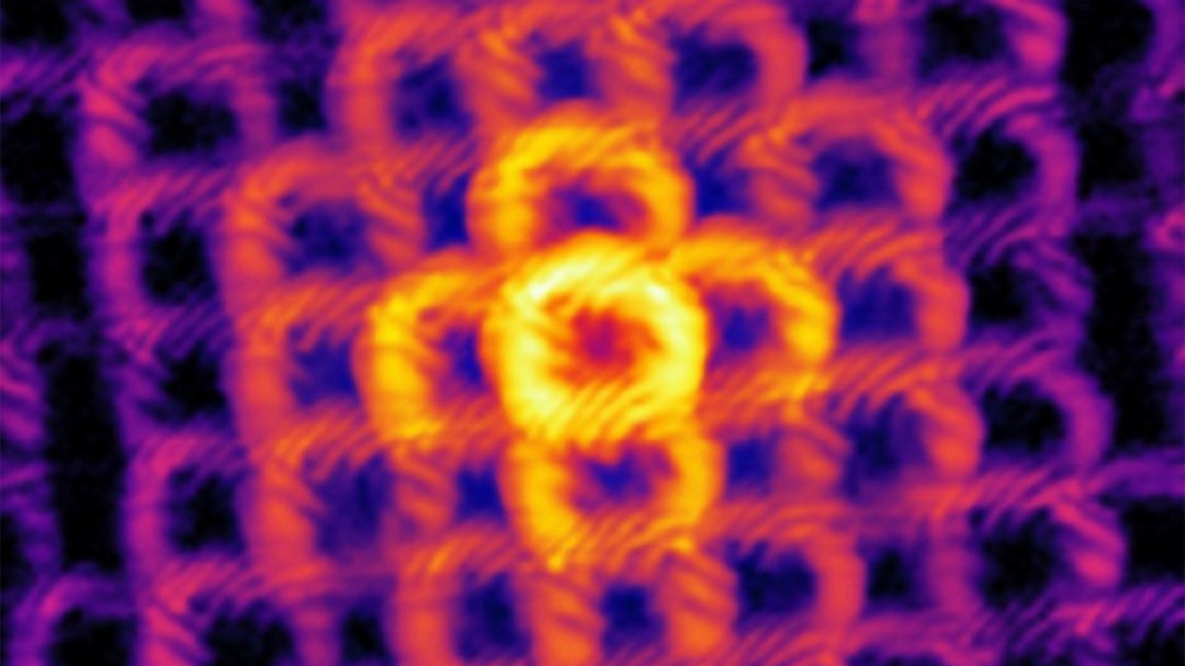 Luz em forma de rosquinha fazem microscpios mergulharem matria adentro