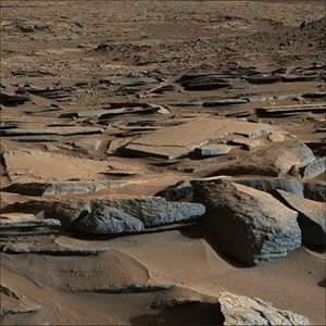 Curiosity encontra indcios de gua lquida em Marte