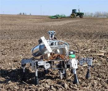 Leves e ágeis, robôs agricultores como o Prospero têm a vantagem de não compactar o solo, como ocorre com os tratores. [Imagem: Dorhout R&D LLC]