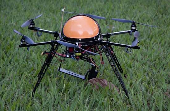 Drone brasileiro para monitoramento de guas