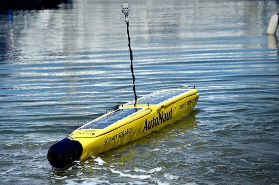 Frota de robôs marinhos parte para teste real