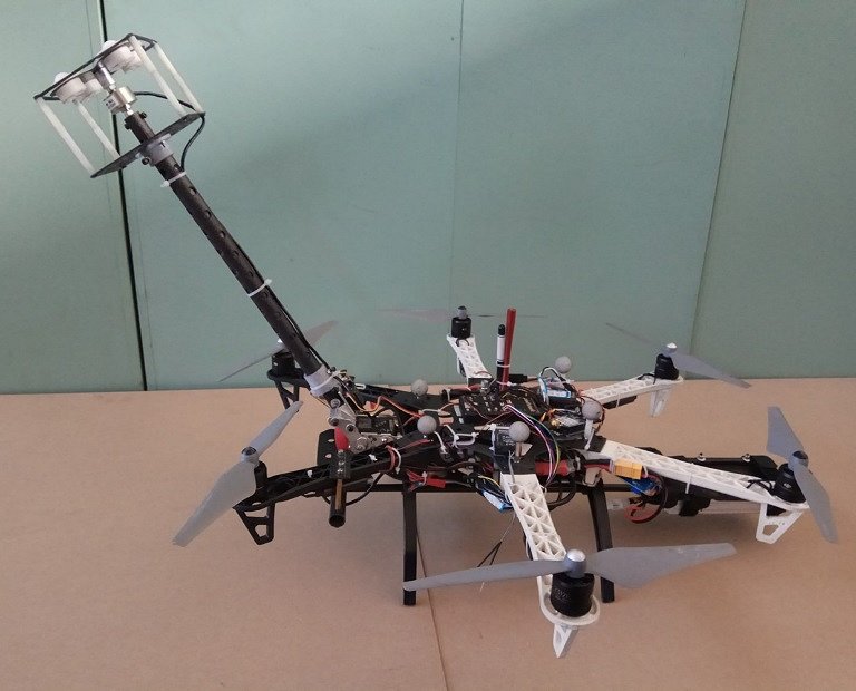 Drone-rob j consegue trocar lmpada - mas vai fazer muito mais