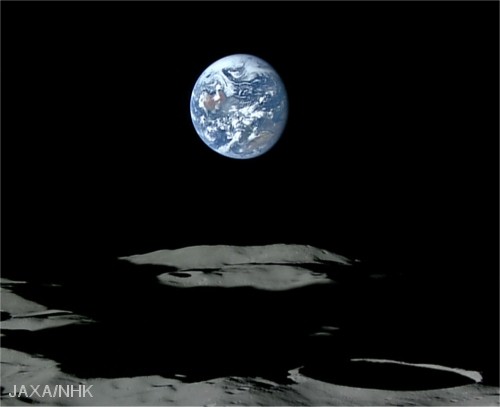 O nascer-da-Terra e o pr-da-Terra vistos da Lua