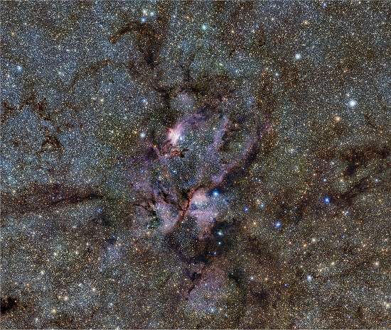 Nebulosa da Lagosta é uma maternidade de estrelas