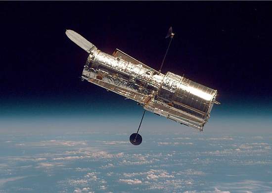 Telescópio Espacial Hubble completa 20 anos