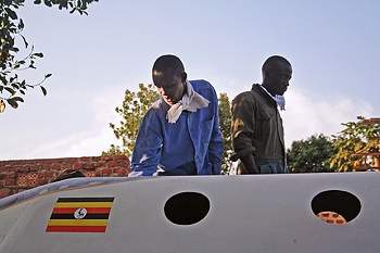 Conhea o Centro Espacial de Uganda