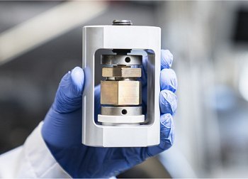 Dois avan�os colocam baterias de estado s�lido mais pr�ximas da realidade