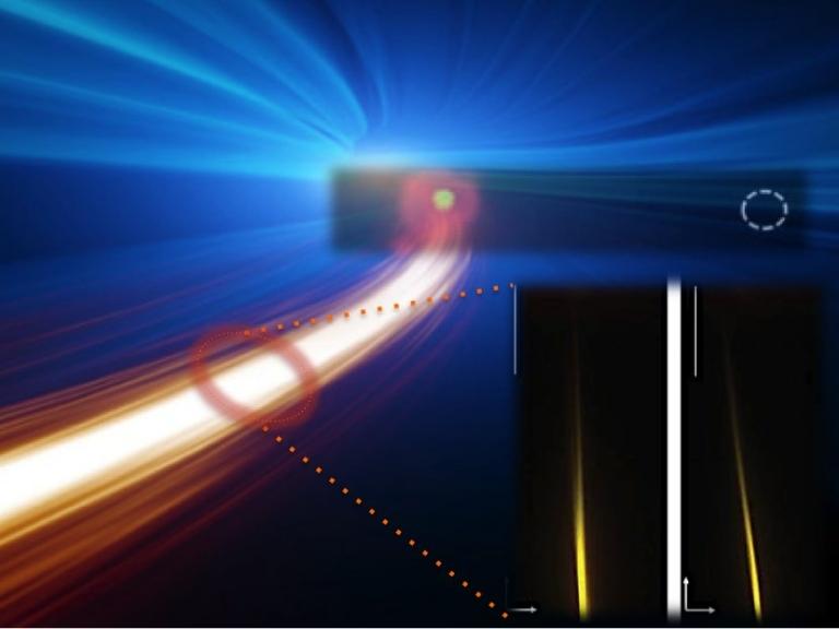 Transístor de laser aleatório junta eletrônica com fotônica