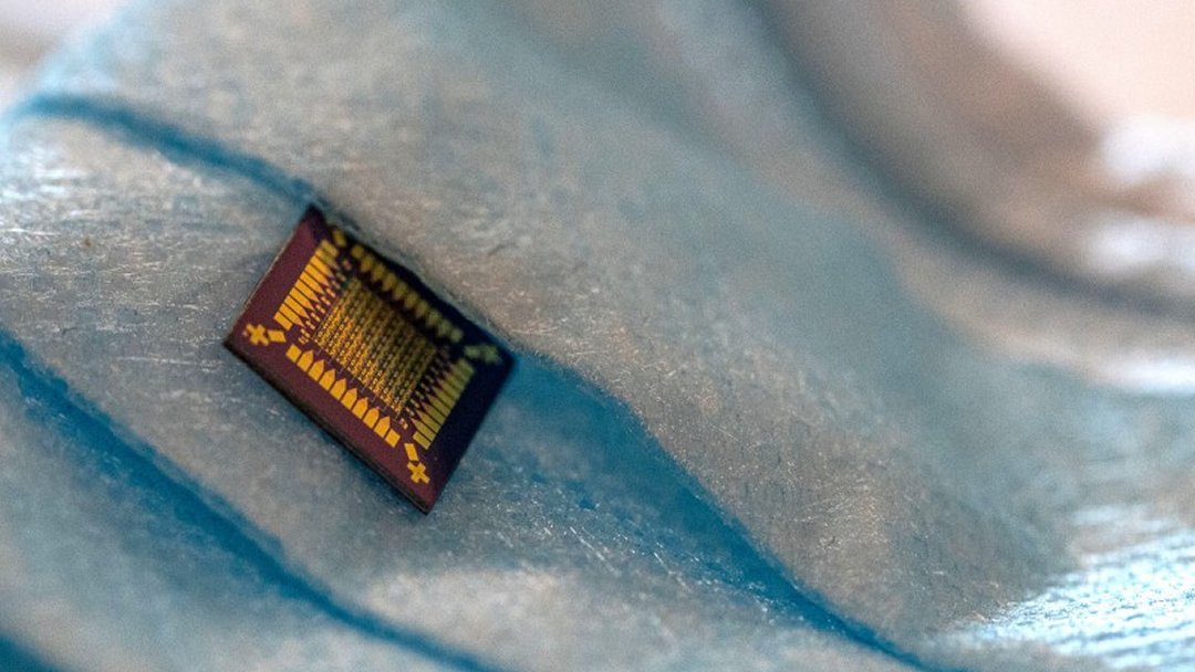 Transistores híbridos preparam cenário para integração da microeletrônica à biologia