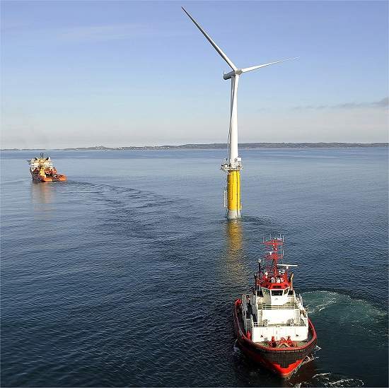 Instalada primeira turbina elica ocenica flutuante