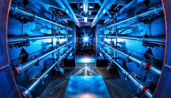 Fuso nuclear a laser est a um passo de criar miniestrela