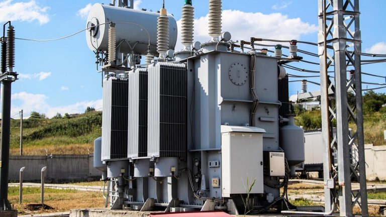 Carga máxima de transformadores elétricos depende da temperatura ambiente