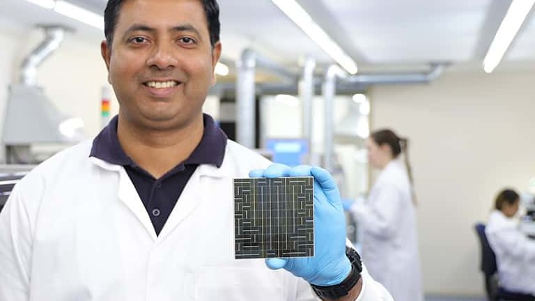 Clulas solares refrigeradas a gua integram gerao solar com armazenamento trmico