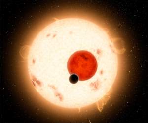 Astrônomos descobrem planeta com dois sóis