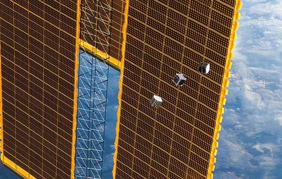 Satélites científicos são lançados da ISS pela primeira vez