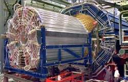 Espectrômetro Magnético Alfa encontra excesso de antimatéria no espaço