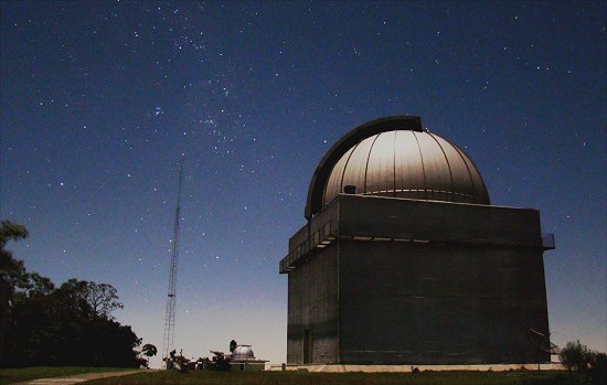 Brasil ter estao para monitorar lixo espacial