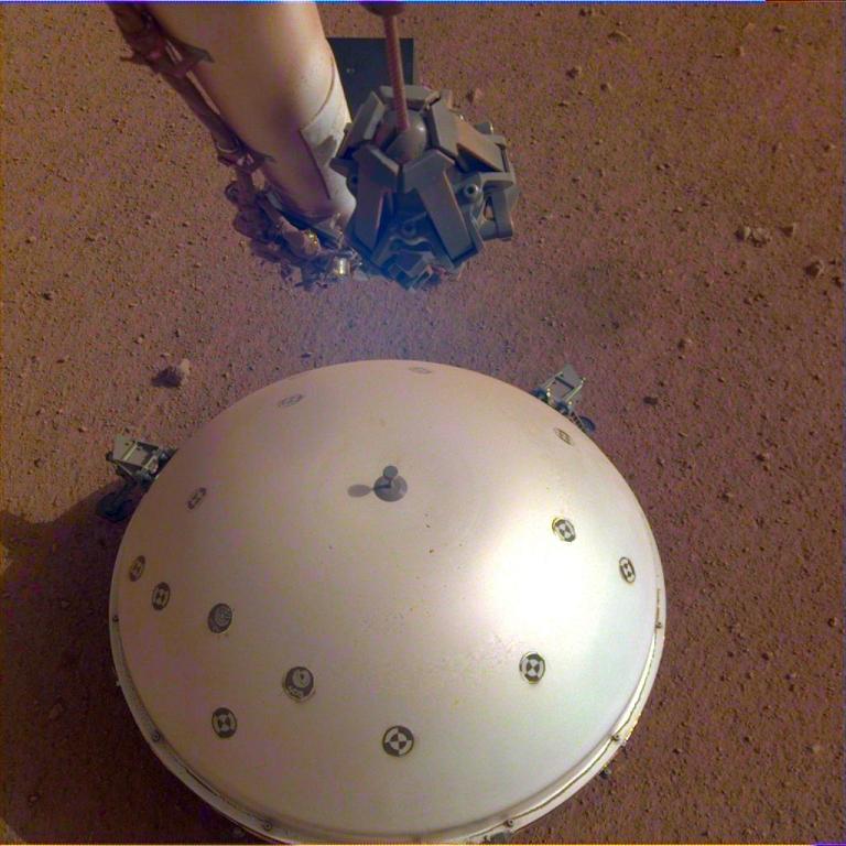 Marte treme: Detectado primeiro sinal de um martemoto