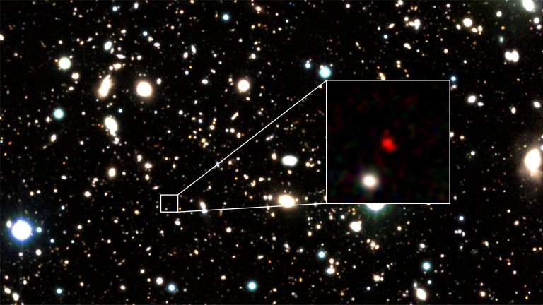 Astrônomos fotografam galáxia mais distante já observada