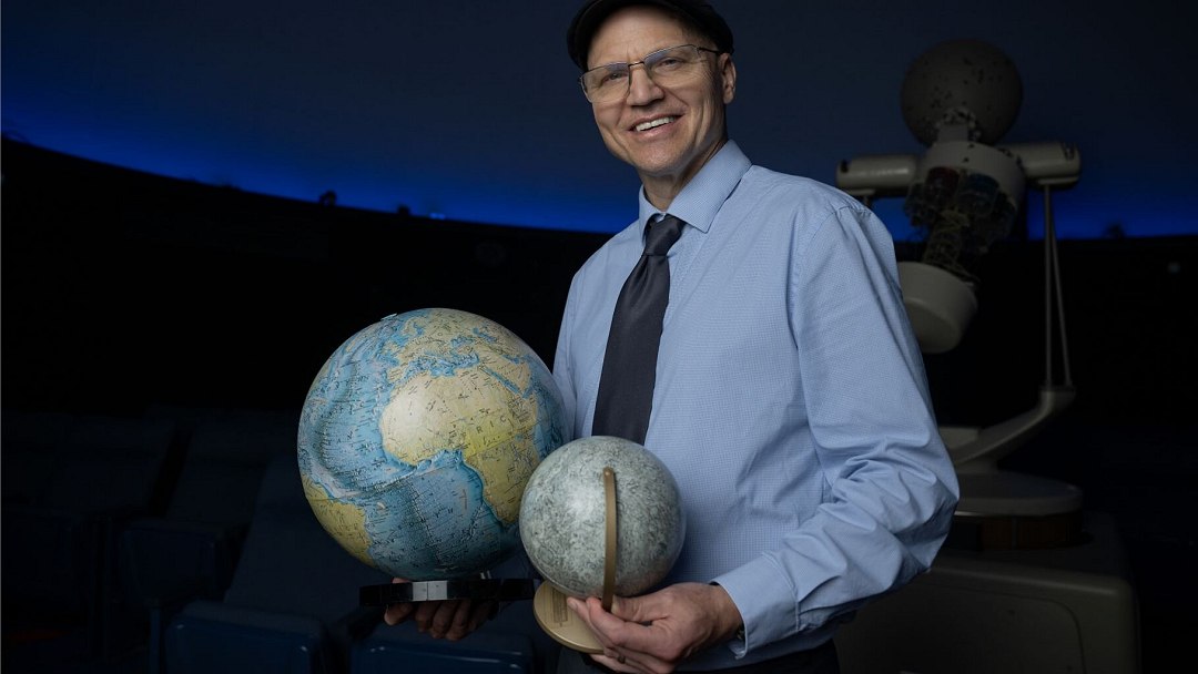 Teia, o planeta que formou a Lua, era vizinho do Sol