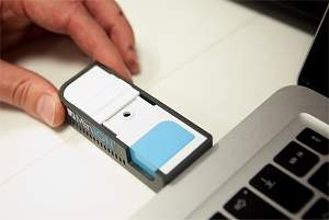 Sequenciador de DNA funciona plugado na porta USB