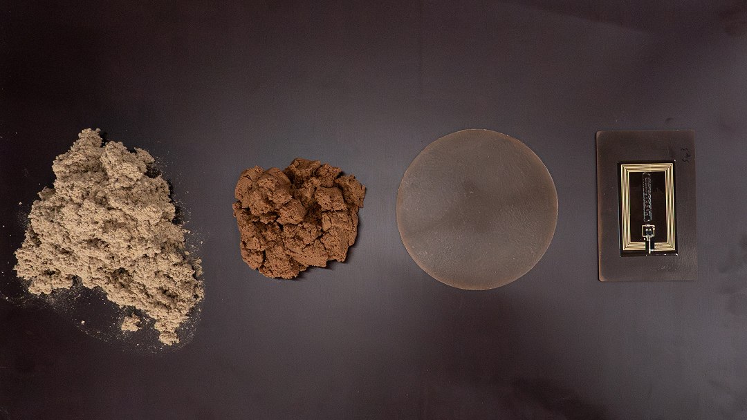 Placas de circuito impresso de madeira so totalmente biodegradveis