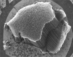 Híbrido de nanotubo e grafeno cria material 