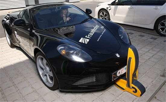 Tinha um gato no carregador de carros eltricos