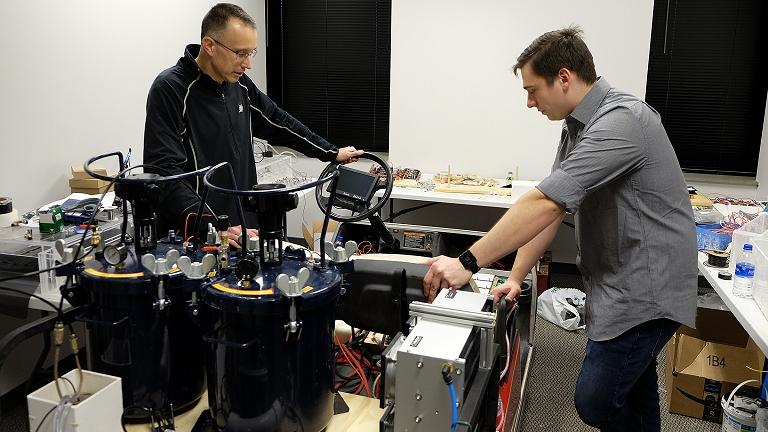 Encher o tanque de um carro eltrico eleva autonomia para 500 km