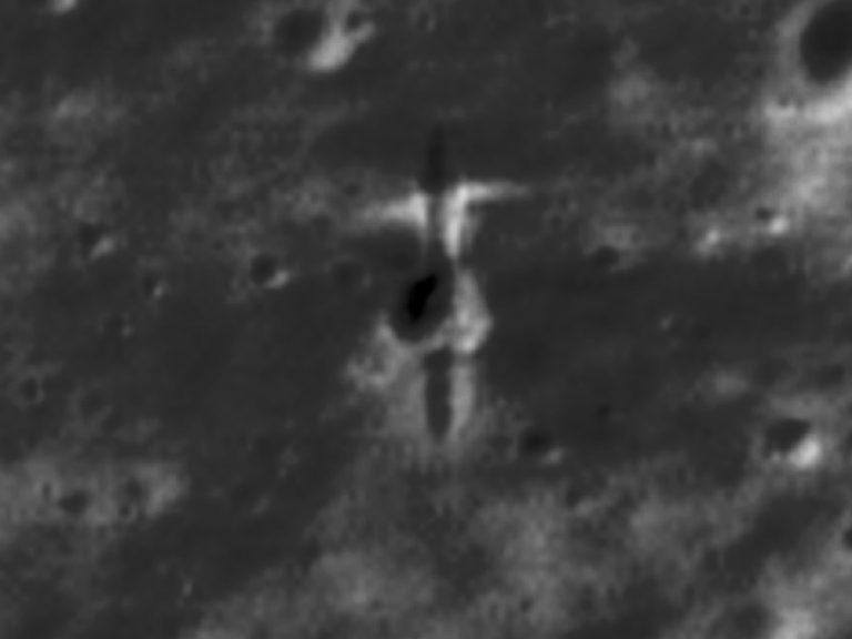 Foto mostra rastro de queda de uma nave na Lua