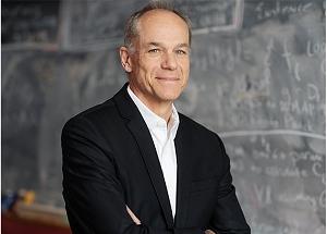 Fsico brasileiro recebe Prmio Templeton de 2019