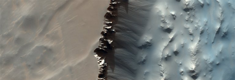 Pedras rolantes são fotografas em Marte