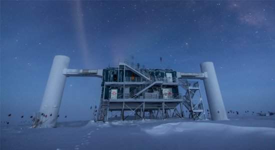 Astrônomos detectam 28 neutrinos alienígenas