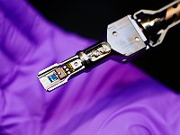 Observada fase exótica da matéria, híbrida entre sólido e líquido