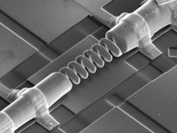 Escultura eletr�nica: Componentes t�m propriedades ditadas pela geometria